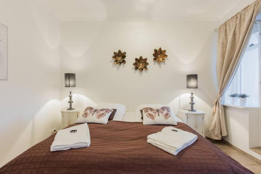 Superb Central Location, No Car Needed - Spacious Akureyri Luaran gambar